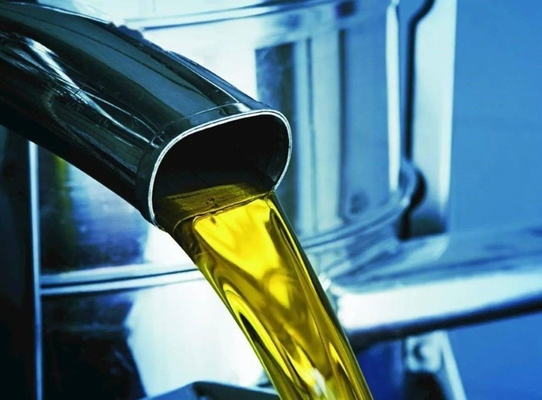 242-960-5 modificatore liquido giallastro di plastica dell'olio dell'oleato PETO di Pentaerythrityl di modificatori
