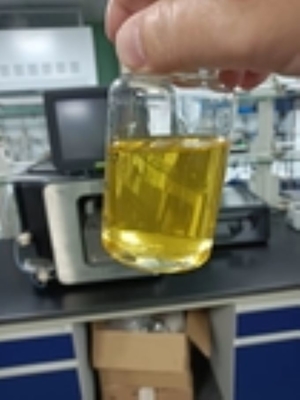 242-960-5 modificatore liquido giallastro di plastica dell'olio dell'oleato PETO di Pentaerythrityl di modificatori